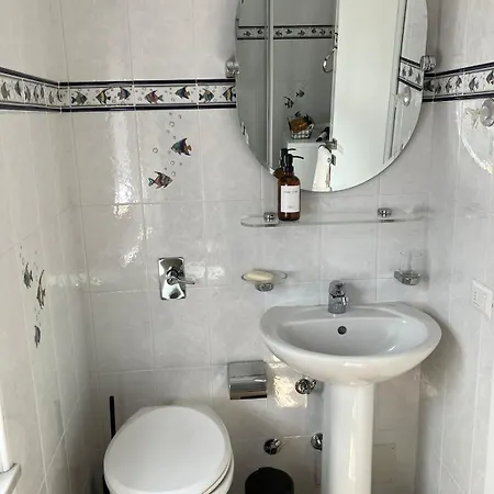 Designer In Lanzada, Valmalenco