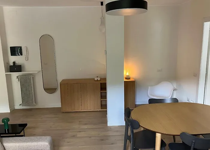 Designer In Lanzada, Valmalenco